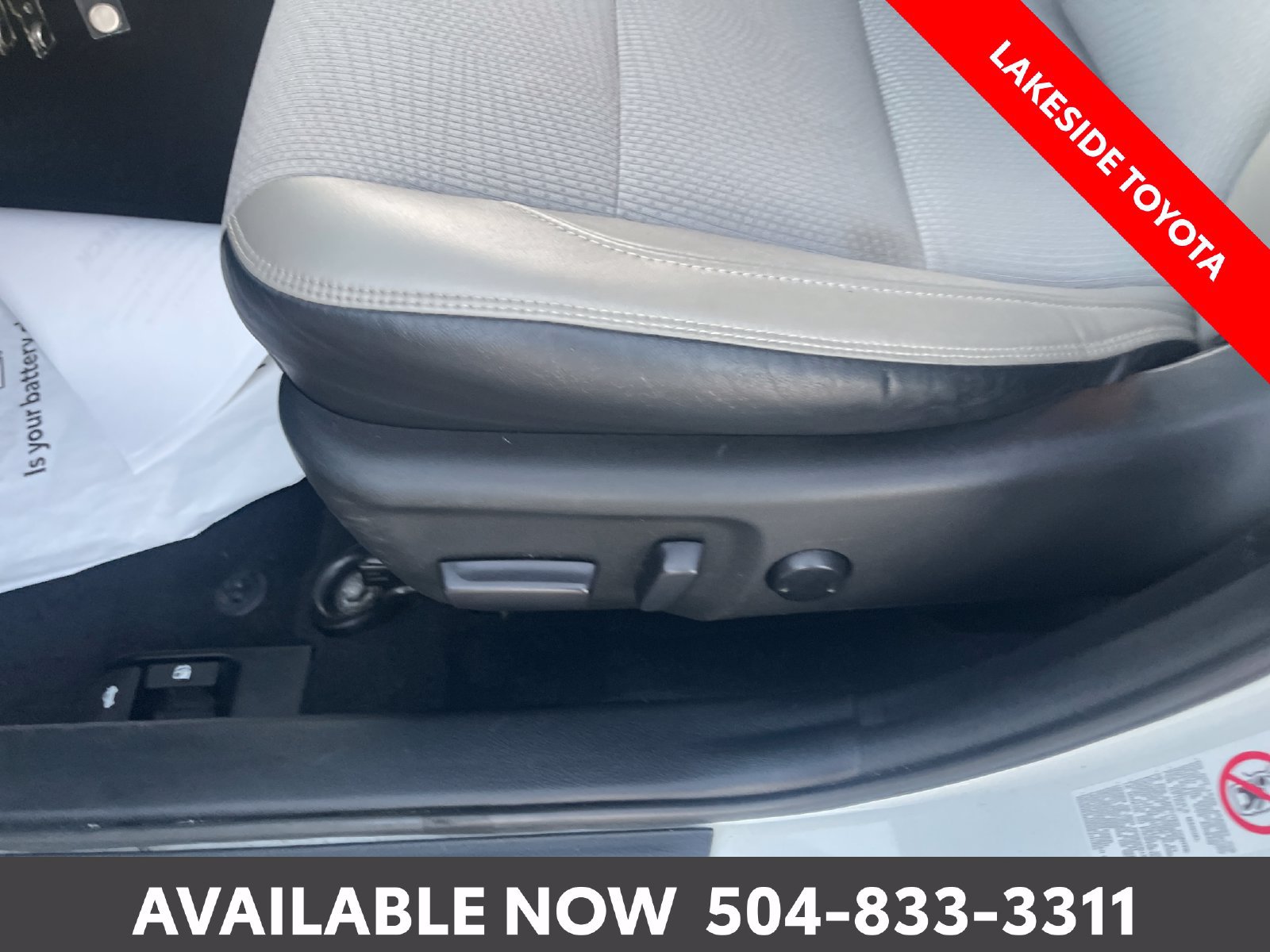Used 2017 Toyota Camry SE FWD image 24