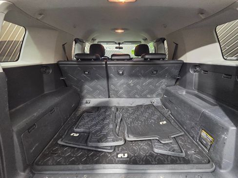 Used 2007 Toyota FJ Cruiser 4WD image 28