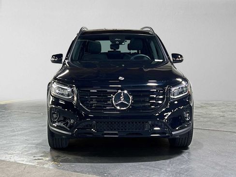 Certified 2026 Mercedes-Benz GLB 250 4MATIC image 9