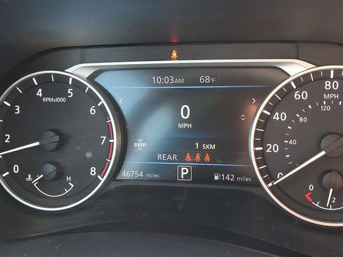 Used 2024 Nissan Sentra SV image 19