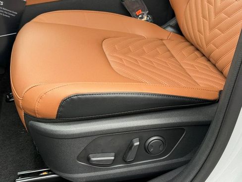 New 2026 Kia Sportage X-Line w/ X-Line Technology Package AWD/4WD image 24