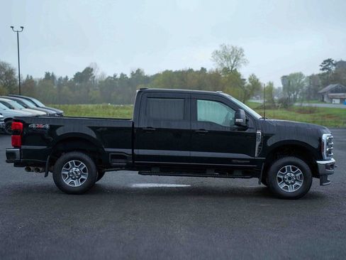 Used 2024 Ford F250 Lariat AWD/4WD image 4