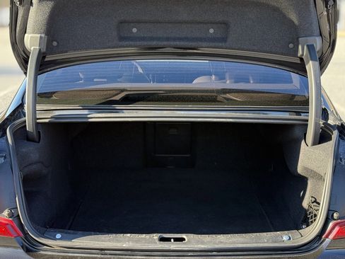 Used 2018 Volvo S90 T5 Momentum w/ Convenience Package image 49