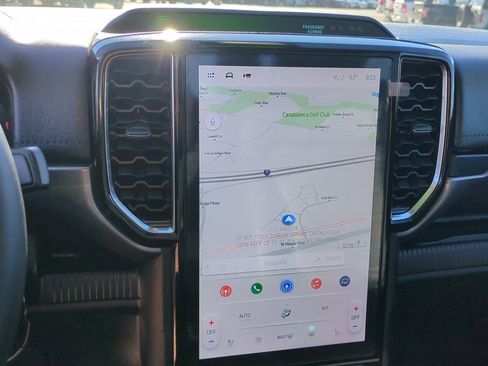 Used 2025 Ford Ranger Lariat w/ Black Appearance Package image 23