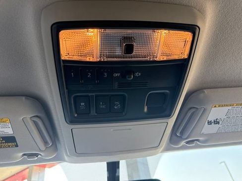 Used 2019 Toyota 4Runner SR5 Premium AWD/4WD image 23