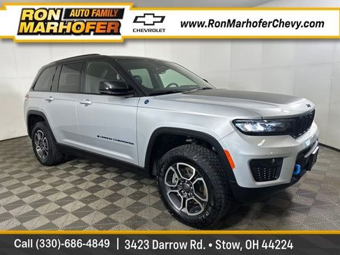 Used 2022 Jeep Grand Cherokee Trailhawk image 1