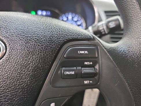 Used 2017 Kia Forte LX w/ LX Popular Package FWD image 21