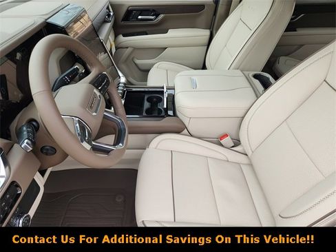 New 2026 GMC Yukon XL Denali w/ Sun & Power Step Package image 9