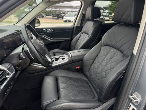 Used 2025 BMW X7 xDrive40i AWD/4WD image 24