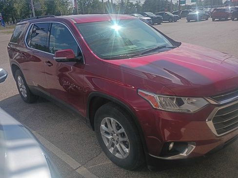 Used 2019 Chevrolet Traverse LT FWD image 9