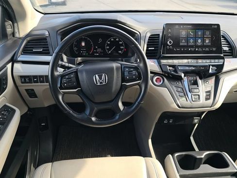 Used 2025 Honda Odyssey EX-L image 11