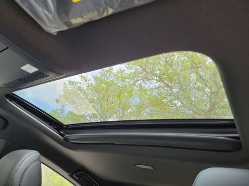 New 2026 MAZDA MAZDA3 2.5 S Hatchback w/ Premium Pkg image 33