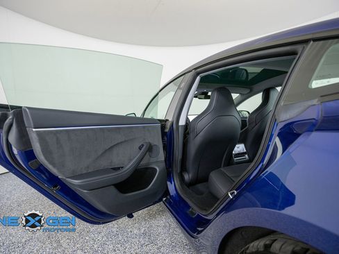Used 2024 Tesla Model 3 Performance AWD/4WD image 22