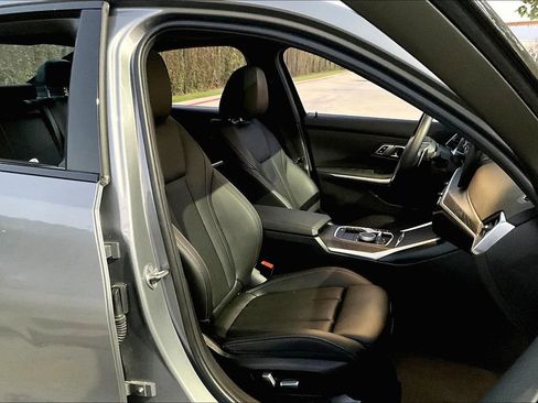 Used 2023 BMW 330i xDrive Sedan w/ Driving Assistance Package image 9