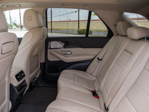 Used 2020 Mercedes-Benz GLE 350 image 17