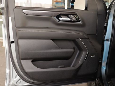 New 2026 GMC Yukon XL Elevation image 25