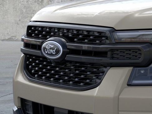 New 2025 Ford Ranger Lariat w/ Black Appearance Package image 17
