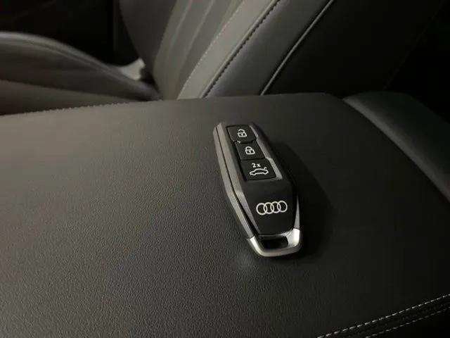 Used 2025 Audi Q5 Premium Plus w/ Premium Plus AWD/4WD image 94