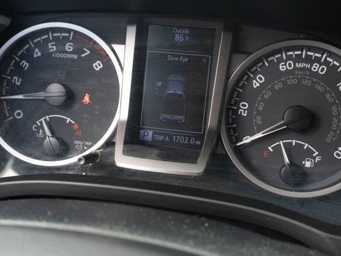 Used 2021 Toyota Tacoma SR5 RWD image 24
