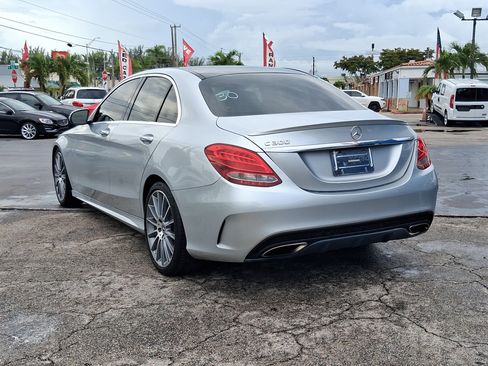 Used 2018 Mercedes-Benz C 300 Sedan image 7
