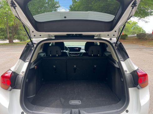 Used 2025 Buick Encore GX Preferred image 25