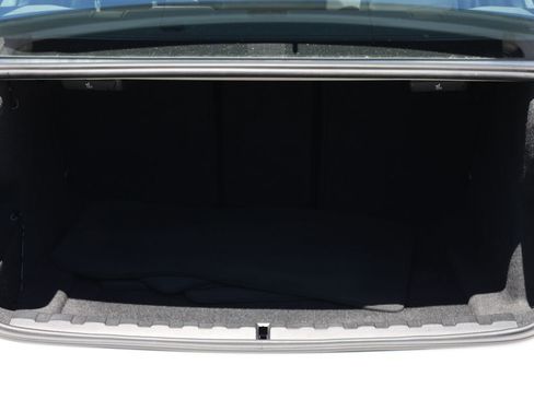 Used 2023 BMW 330i Sedan w/ Premium Package RWD image 8