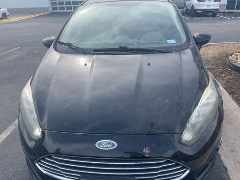 Used 2015 Ford Fiesta S image 2