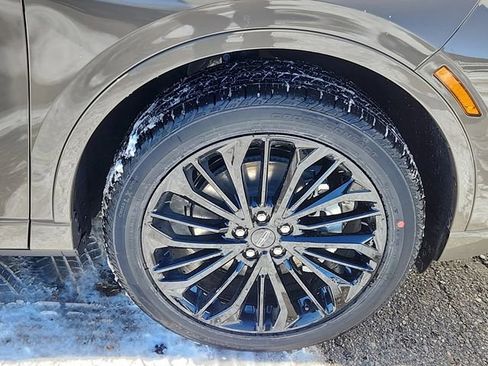 New 2025 Lincoln Corsair Grand Touring w/ Jet Appearance Package image 15