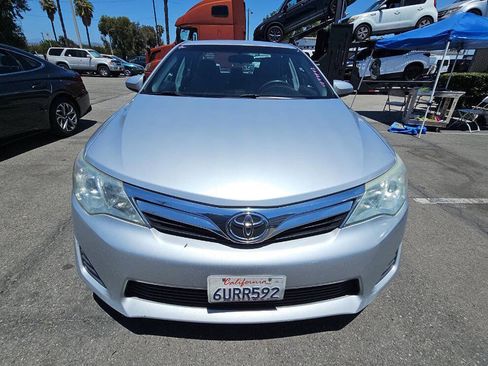 Used 2012 Toyota Camry LE FWD image 6