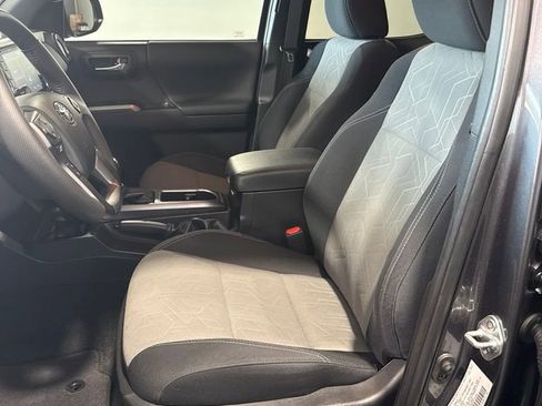 Used 2023 Toyota Tacoma TRD Sport RWD image 37