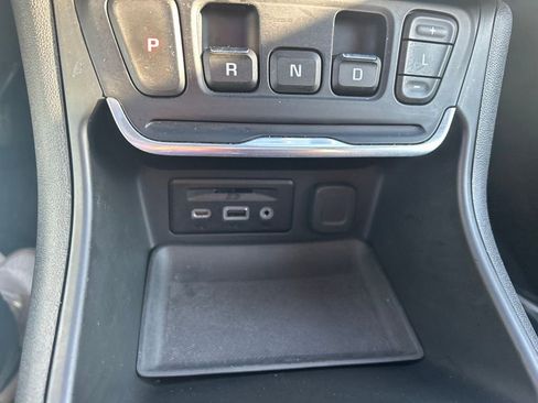 Used 2019 GMC Terrain SLT w/ Preferred Package AWD/4WD image 29