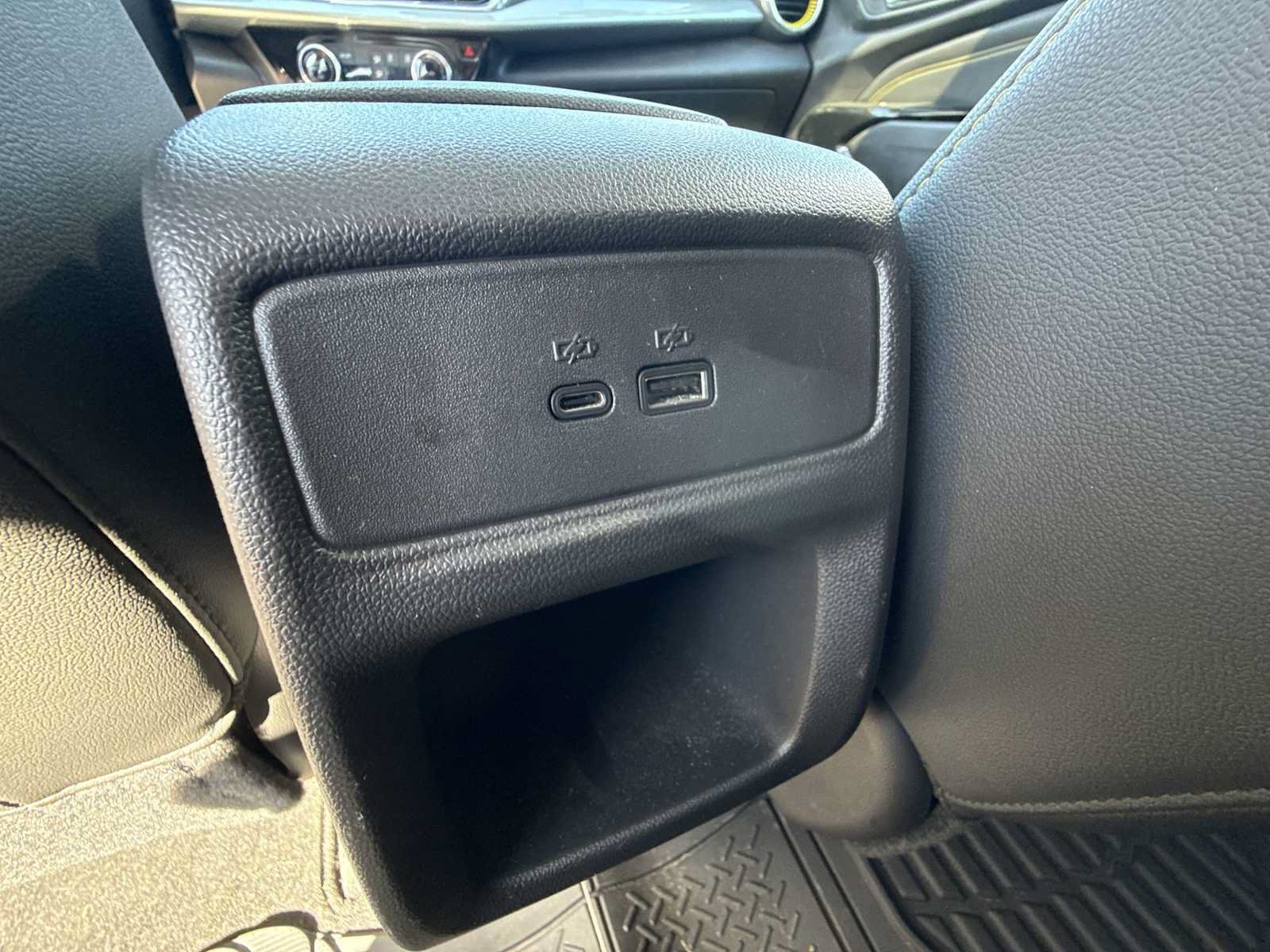 Certified 2024 Chevrolet Trax LT w/ Sunroof Package FWD image 20