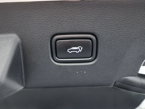Certified 2025 Kia Sportage SX Prestige AWD/4WD image 38