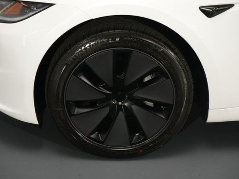 Used 2026 Tesla Model 3 RWD image 18