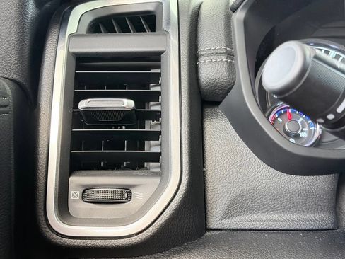 Used 2024 RAM 2500 Laramie AWD/4WD image 42