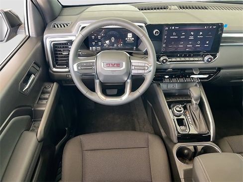 New 2026 GMC Canyon Elevation w/ Convenience Package image 16