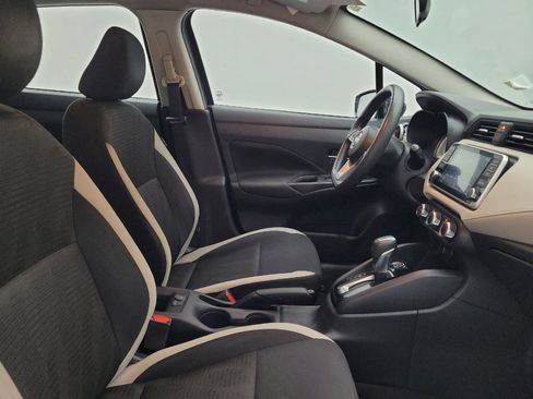 Used 2021 Nissan Versa SV FWD image 21
