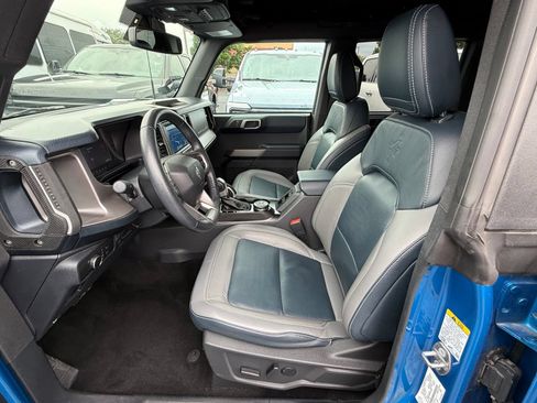 Used 2022 Ford Bronco Outer Banks AWD/4WD image 13
