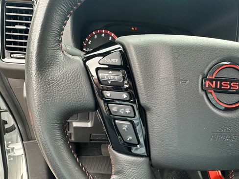 Used 2024 Nissan Frontier PRO-4X w/ Off-Road Protection Package AWD/4WD image 20