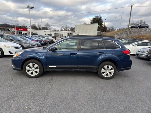 Used 2010 Subaru Outback 2.5i Premium image 5