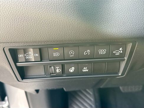 Used 2024 Toyota Tundra Limited w/ Power Package RWD image 11