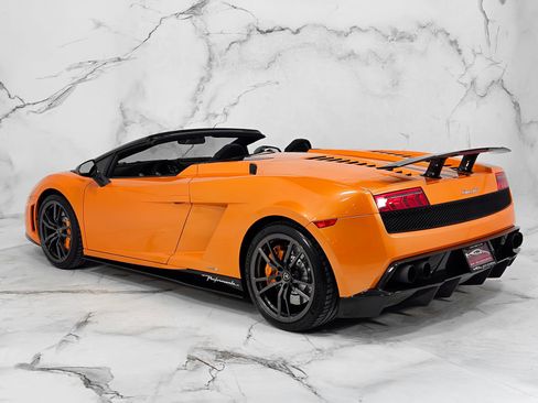 Used 2012 Lamborghini Gallardo LP 570-4 Performante image 10