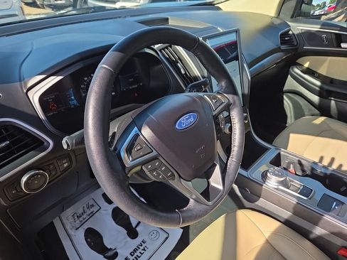 Certified 2023 Ford Edge SEL w/ Convenience Package AWD/4WD image 28