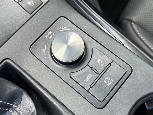 Used 2022 Lexus IS 350 F Sport image 19