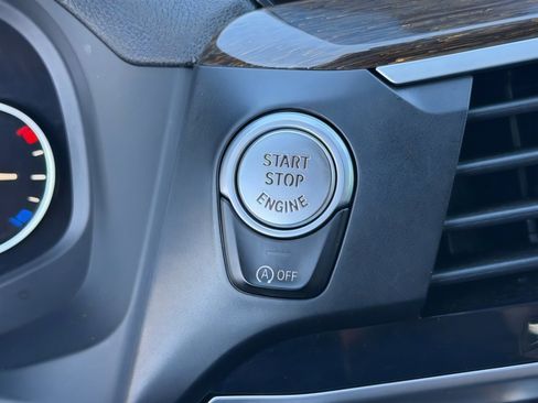 Used 2021 BMW X3 xDrive30i w/ Convenience Package image 32