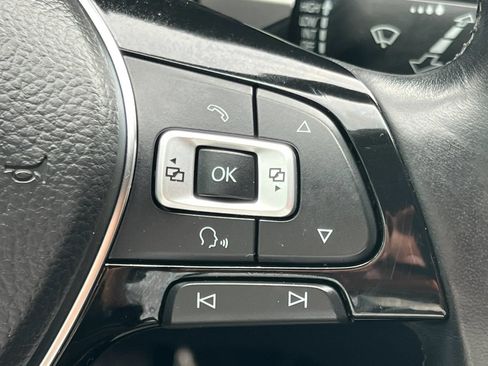 Used 2018 Volkswagen Atlas SE AWD/4WD image 24