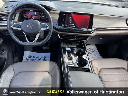 Certified 2025 Volkswagen Atlas SEL image 13