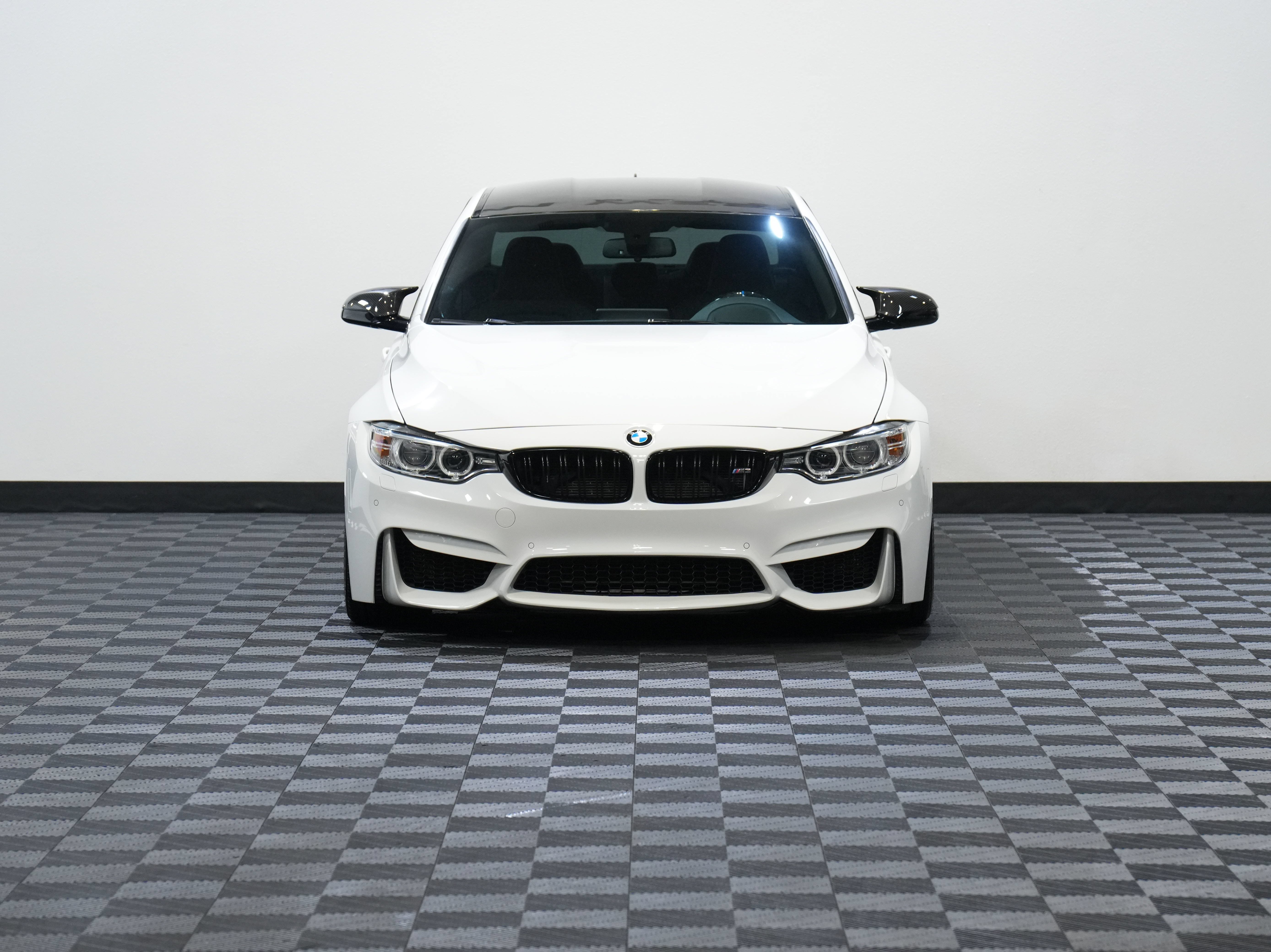 Used 2017 BMW M3 RWD image 4