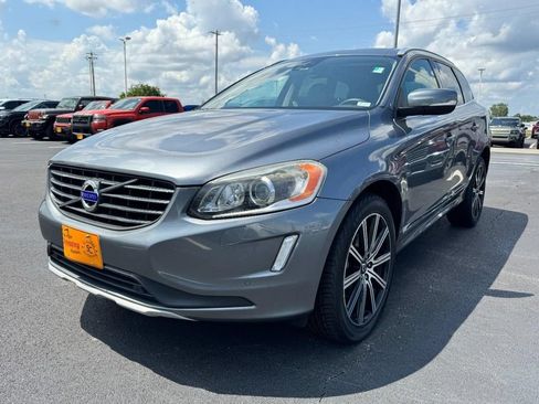 Used 2017 Volvo XC60 T6 Inscription w/ Preferred Option Package AWD/4WD image 8