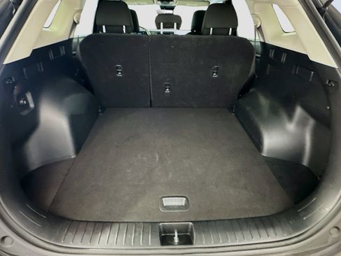 Used 2025 Kia Sportage LX image 29